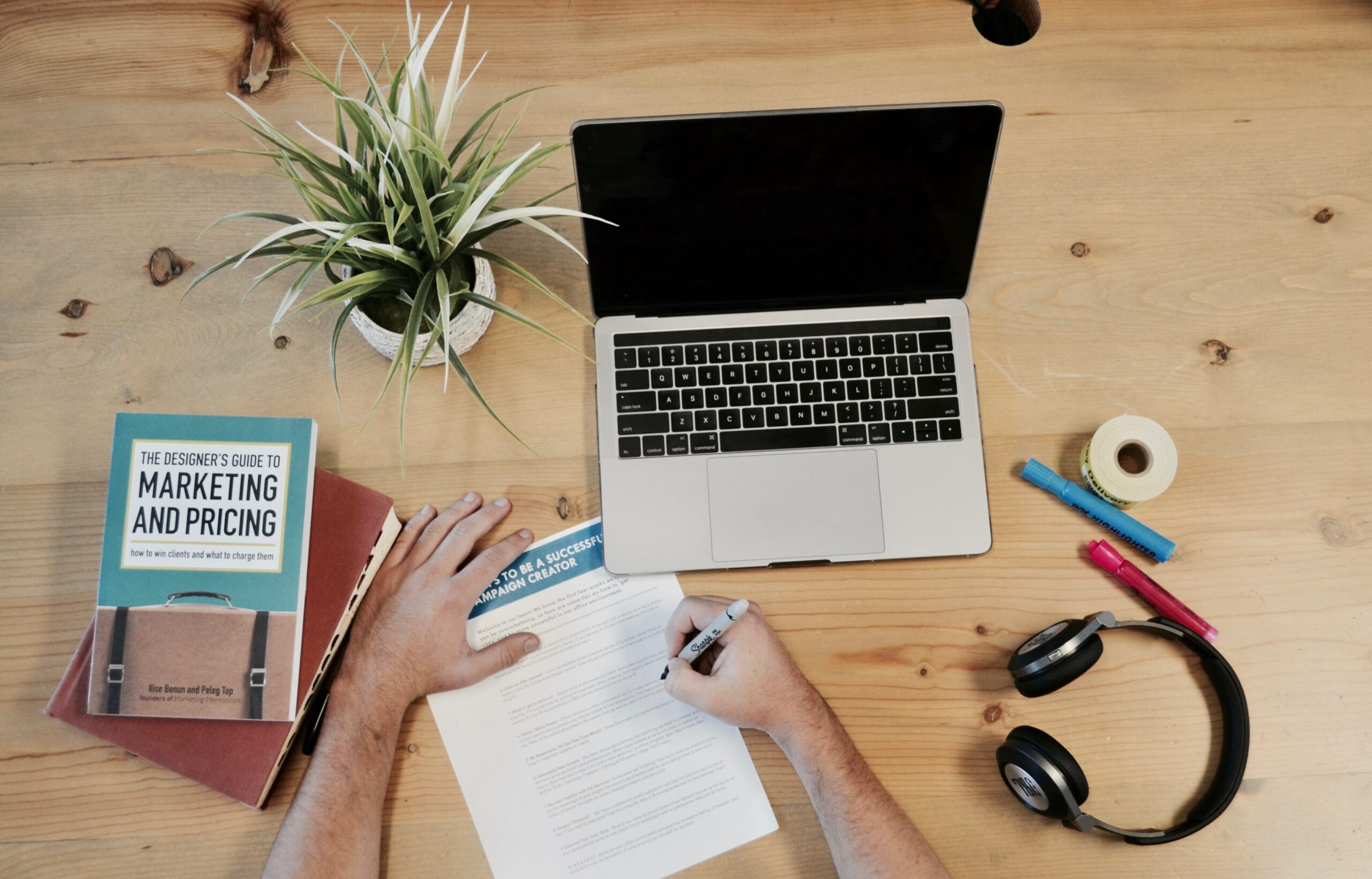 Prophustle.com vs. Competitors: Why Choose Prophustle.com for Real Estate Marketing